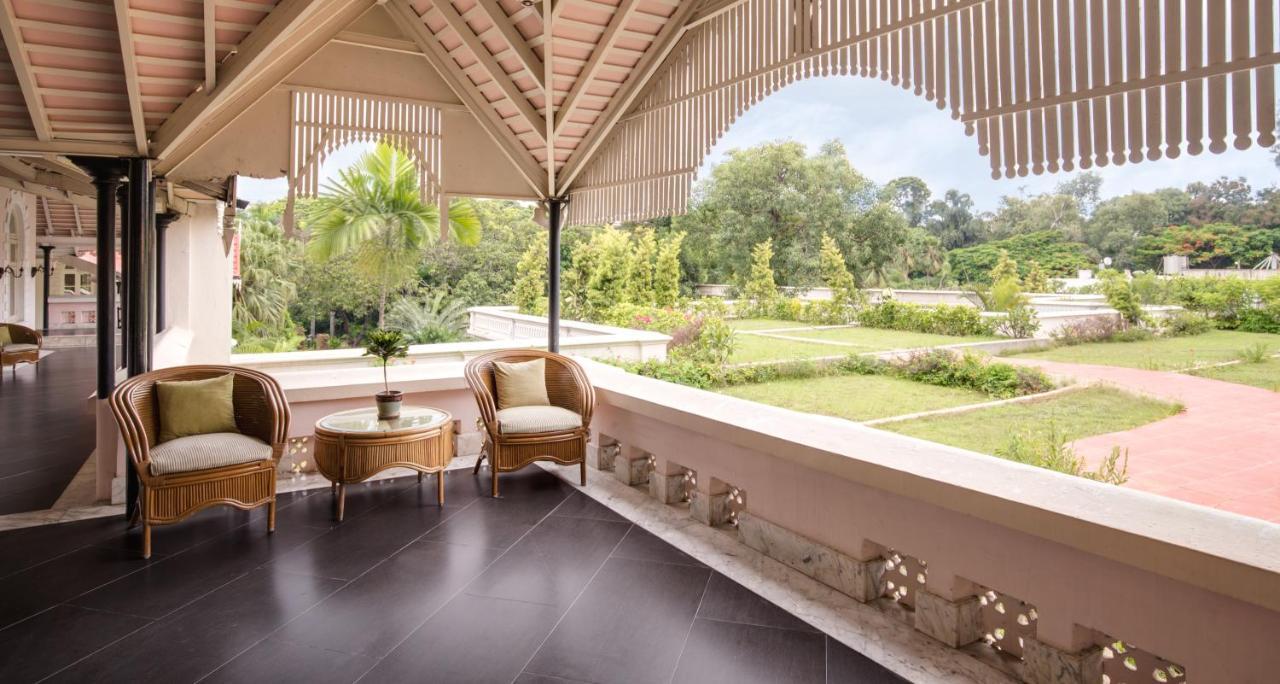 Taj West End Hotel Bengaluru Kültér fotó